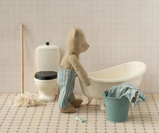 Maileg Bucket & mop, Miniature - Light blue (Teddy Size)