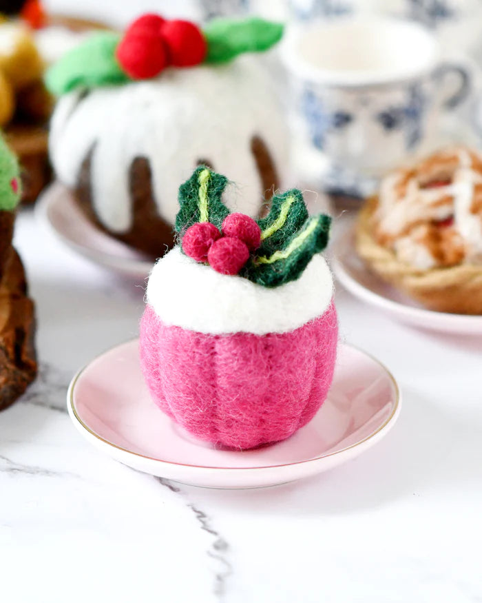 *PRESALE* Tara Treasures Felt Cupcake - Holly Berry