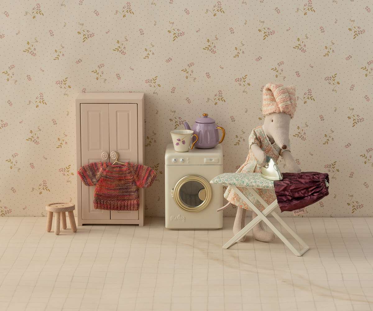 Mice & Clothes