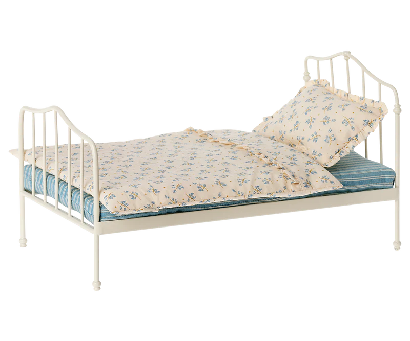 *SPECIAL ORDER* Maileg Bed, Miniature - Blue (Teddy/Rabbit Size)