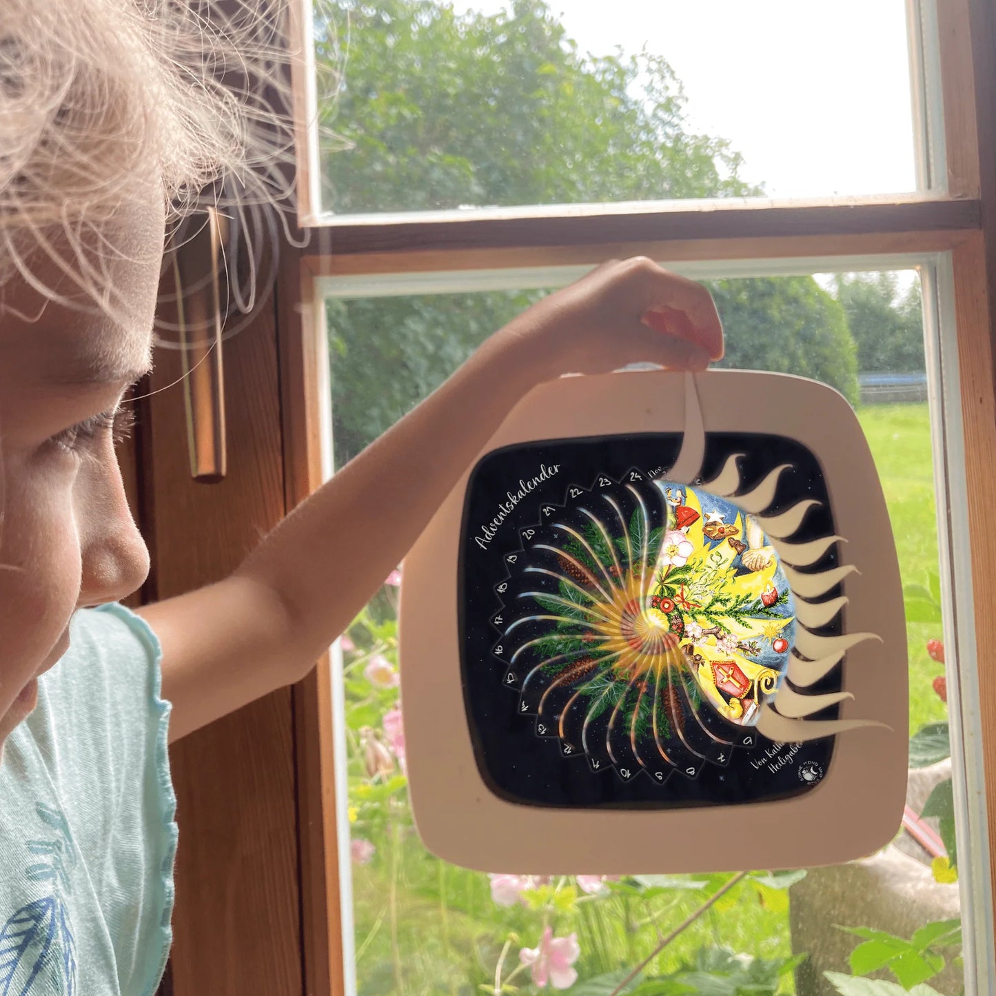 Toverlux |  Advent Calendar Sonne Mond und Erde