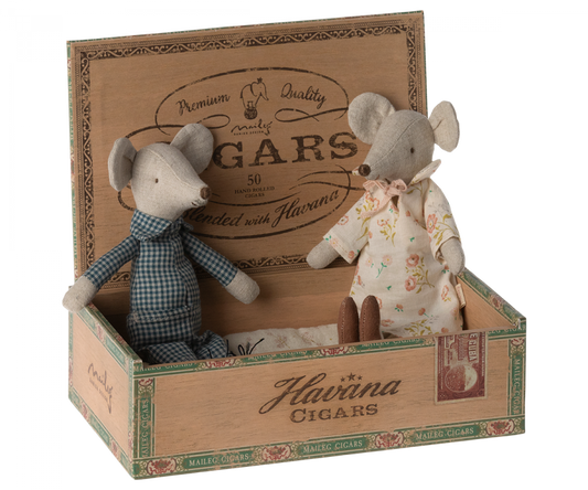 Maileg Grandma and Grandpa mice in cigarbox