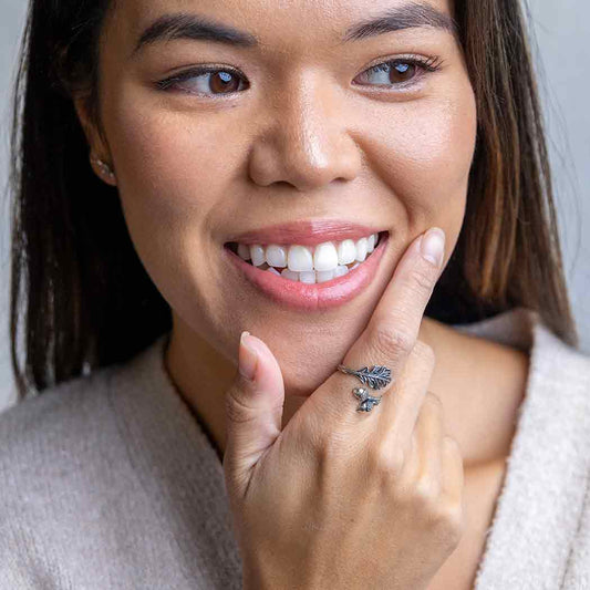 Women's Sterling Silver Adjustable Oak and Acorn Ring