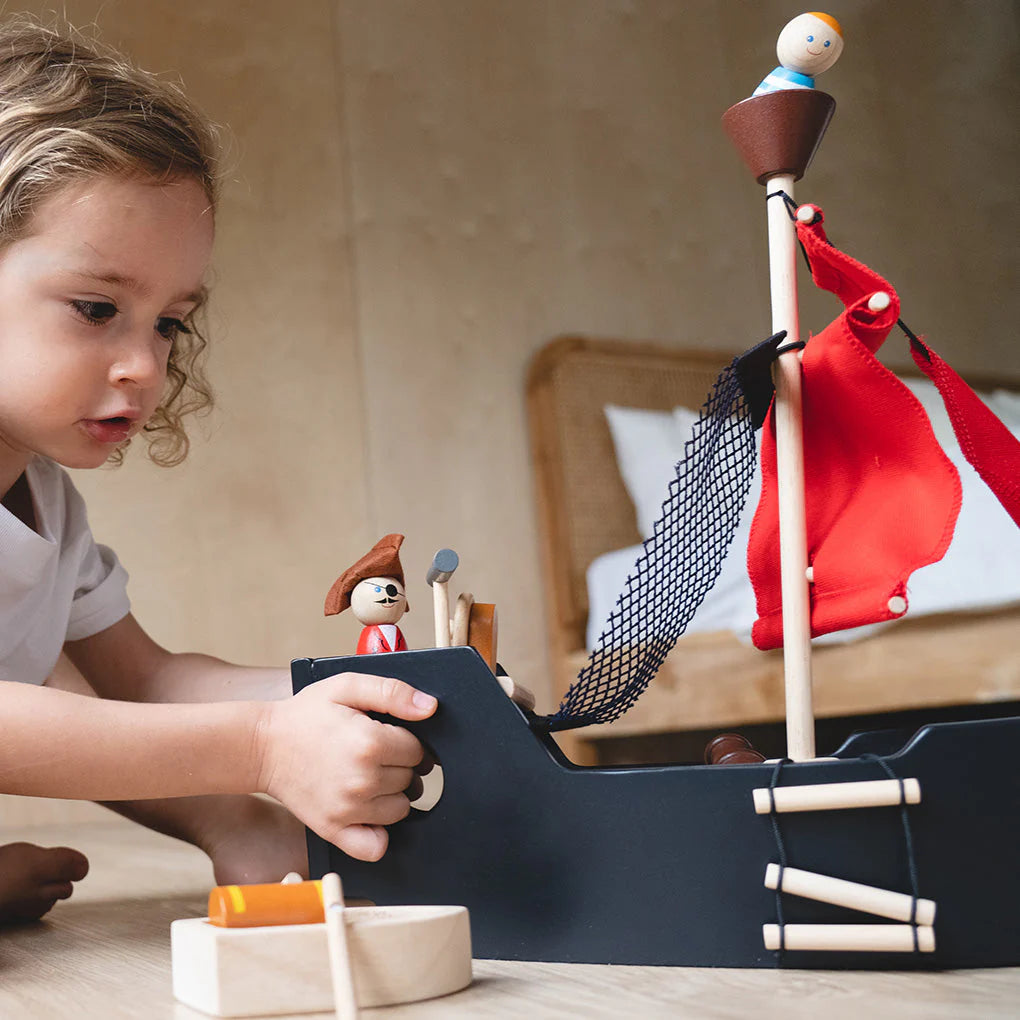 PlanToys Pirate Ship