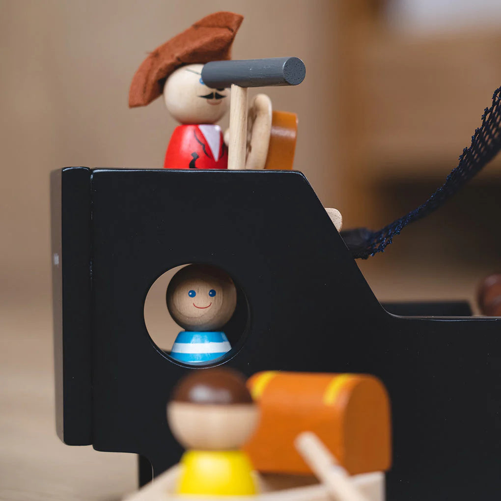 PlanToys Pirate Ship
