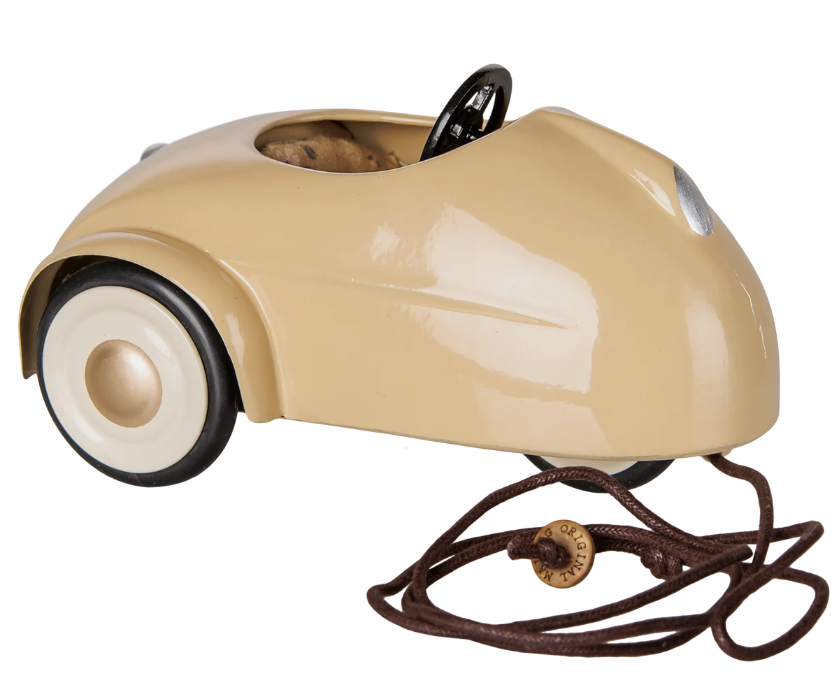Maileg Car, Mouse - Wheat