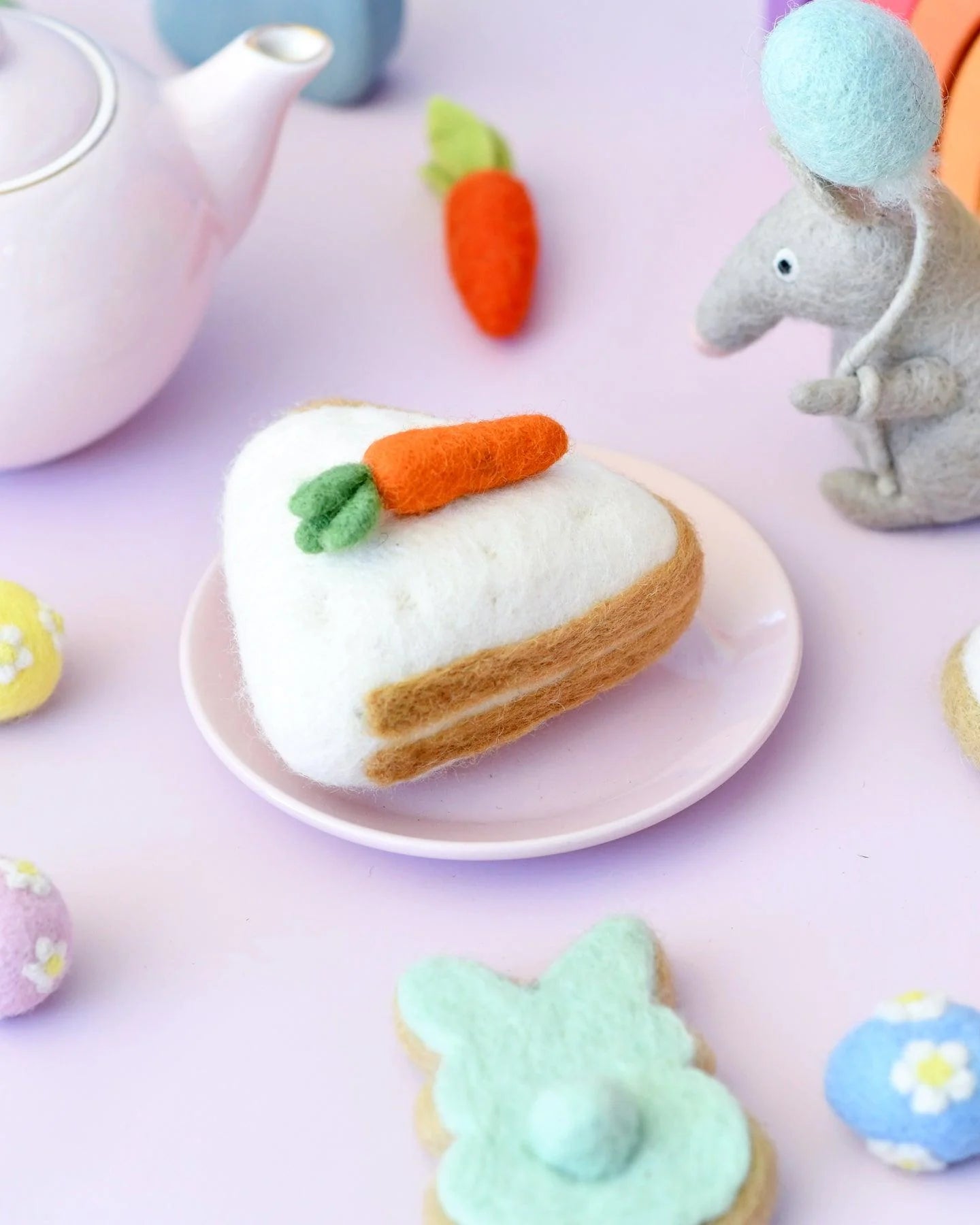 Tara Treasures Felt Carrot Cake