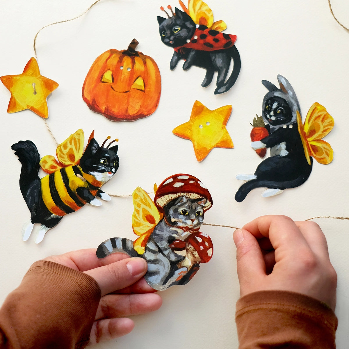 Halloween Paper Garland | DIY Garland Kit