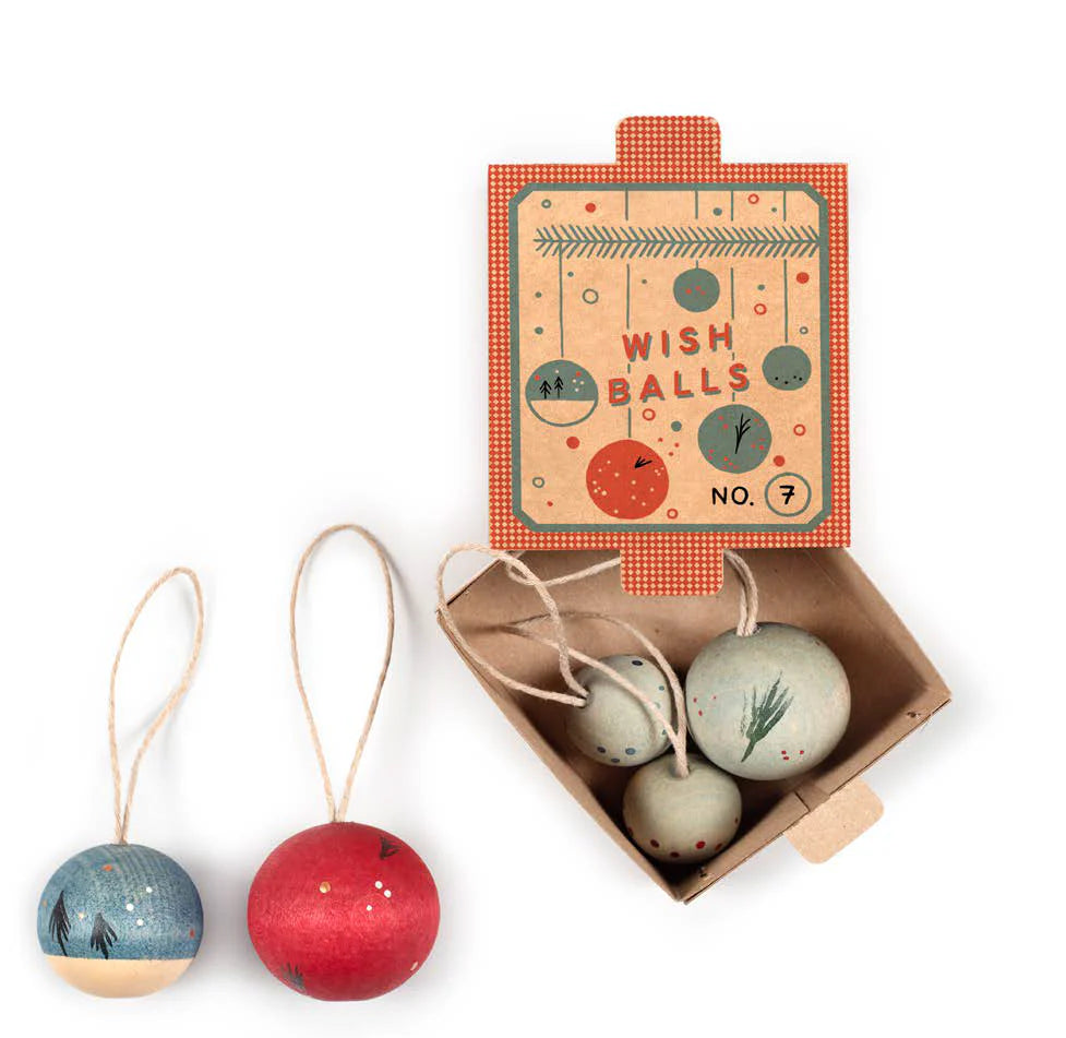 Grapat Wood Wish Ball Ornaments