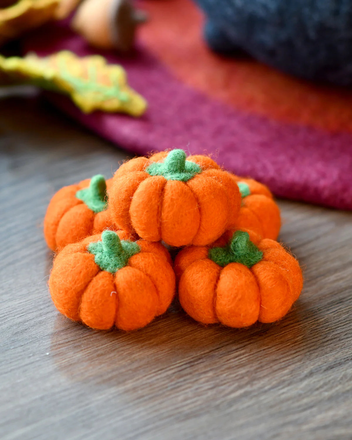 Tara Treasures Felt Pumpkins (Bright Orange Coloured) - 5 Pumpkins