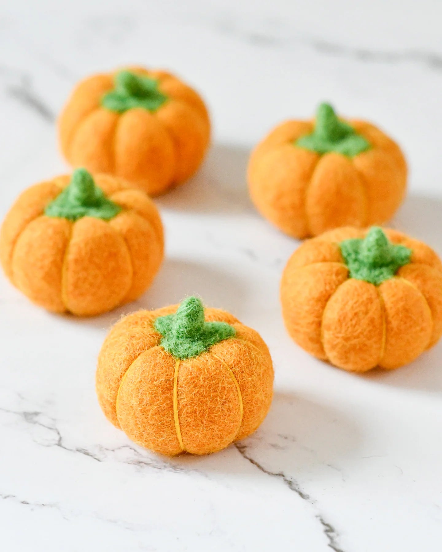 Tara Treasures Felt Pumpkins (Orange Coloured) - 5 Pumpkins