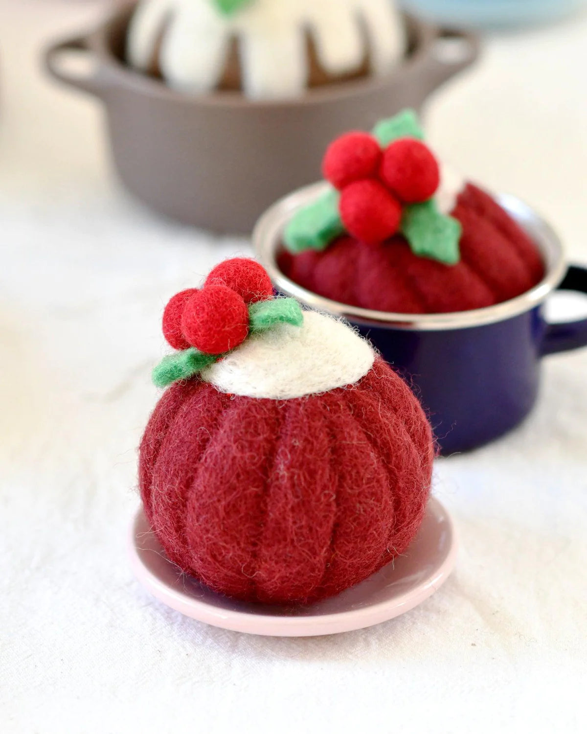 Tara Treasures Felt Christmas Red Velvet Bundt Cake