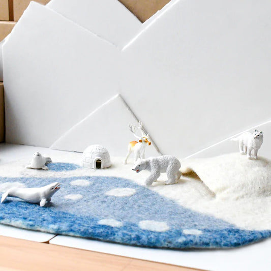 Tara Treasures Small Arctic Play Mat Playscape